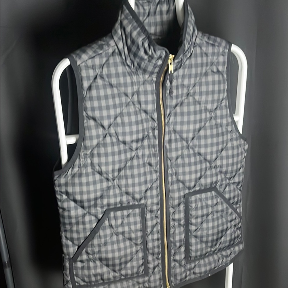 J.Crew ladies vest Down/Polly. Quilted Vest size S - Picture 1 of 7